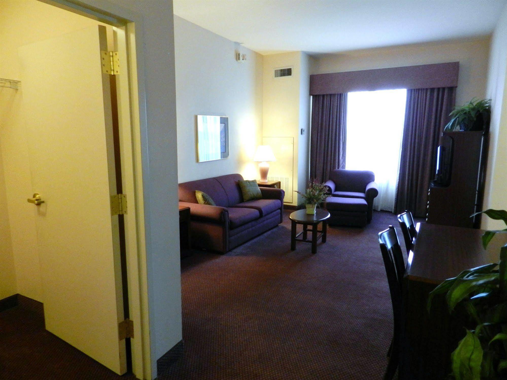 Ashmore Inn And Suites Amarillo Exterior photo
